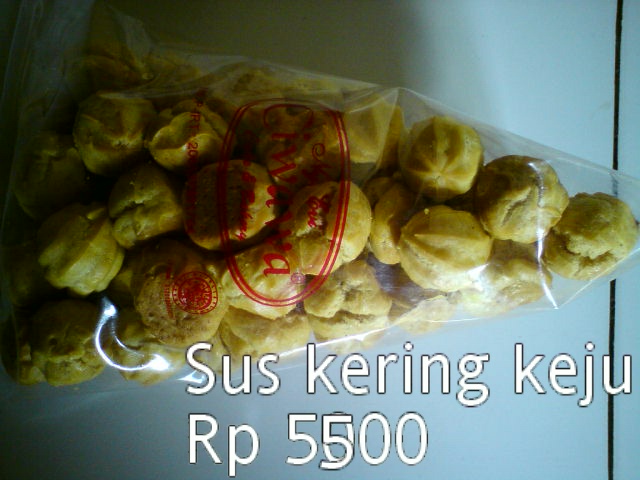 Sus kering keju